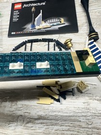 LEGO Architecture Sydney (21032) - COMPLETE with Box & Manual