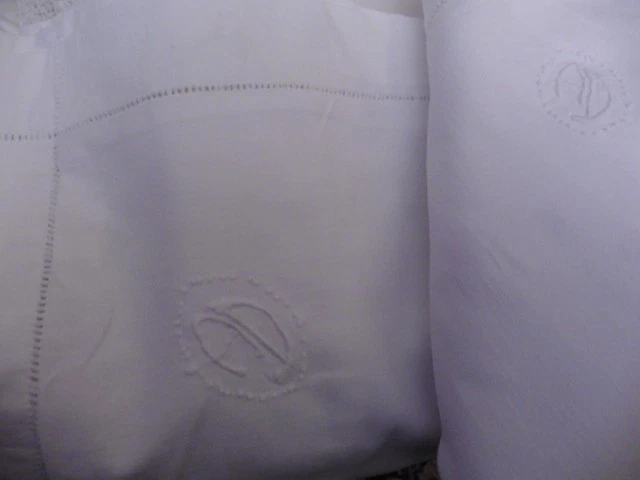 LOT DE 12 TAIES D OREILLERS COTON TOUTES DIFFERENTES - Photo 3/4