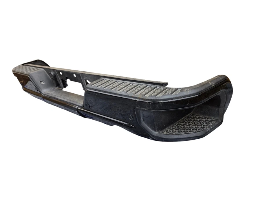 Parachoques trasero Chevy GMC Sierra Harley Davidson 2019-2023 con doble escape con estacionamiento Foto 4 de 4