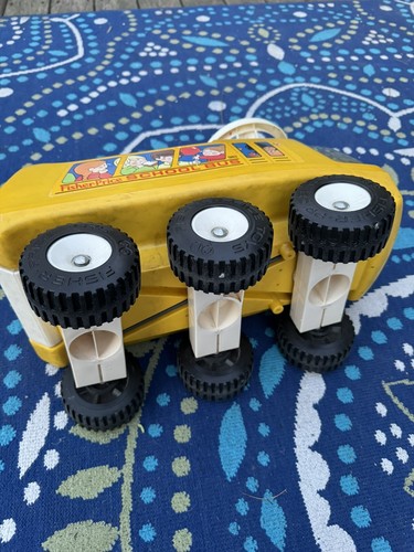 Vintage Fisher-Price Ride-On School Bus 983 Without Original Figure - Picture 7 of 9