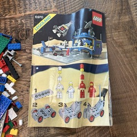 1980 LEGO 6970 BETA-1 COMMAND BASE LOT W/ CASE