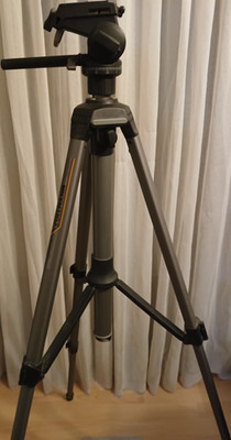 Cullmann VIDE 3100 Aluminium Stativ mit Panorama-Schwenkkopf für Kamera