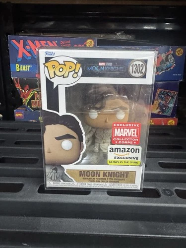 Funko Pop! Vinyl Moon Knight Marvel #1302 Amazon Exclusive Glows in the Dark