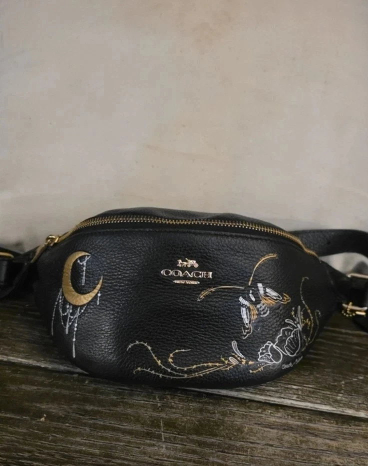 バッグ Coach One Shoulder bag belt signature Coach Belt Bag & Fanny Pack Adjustable Strap Handbags & Bags for