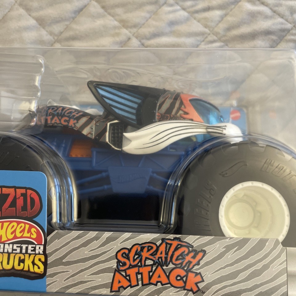 Hot Wheels Monster Trucks Oversized Scratch Attack - 1:24 Scale. *BLUE ...
