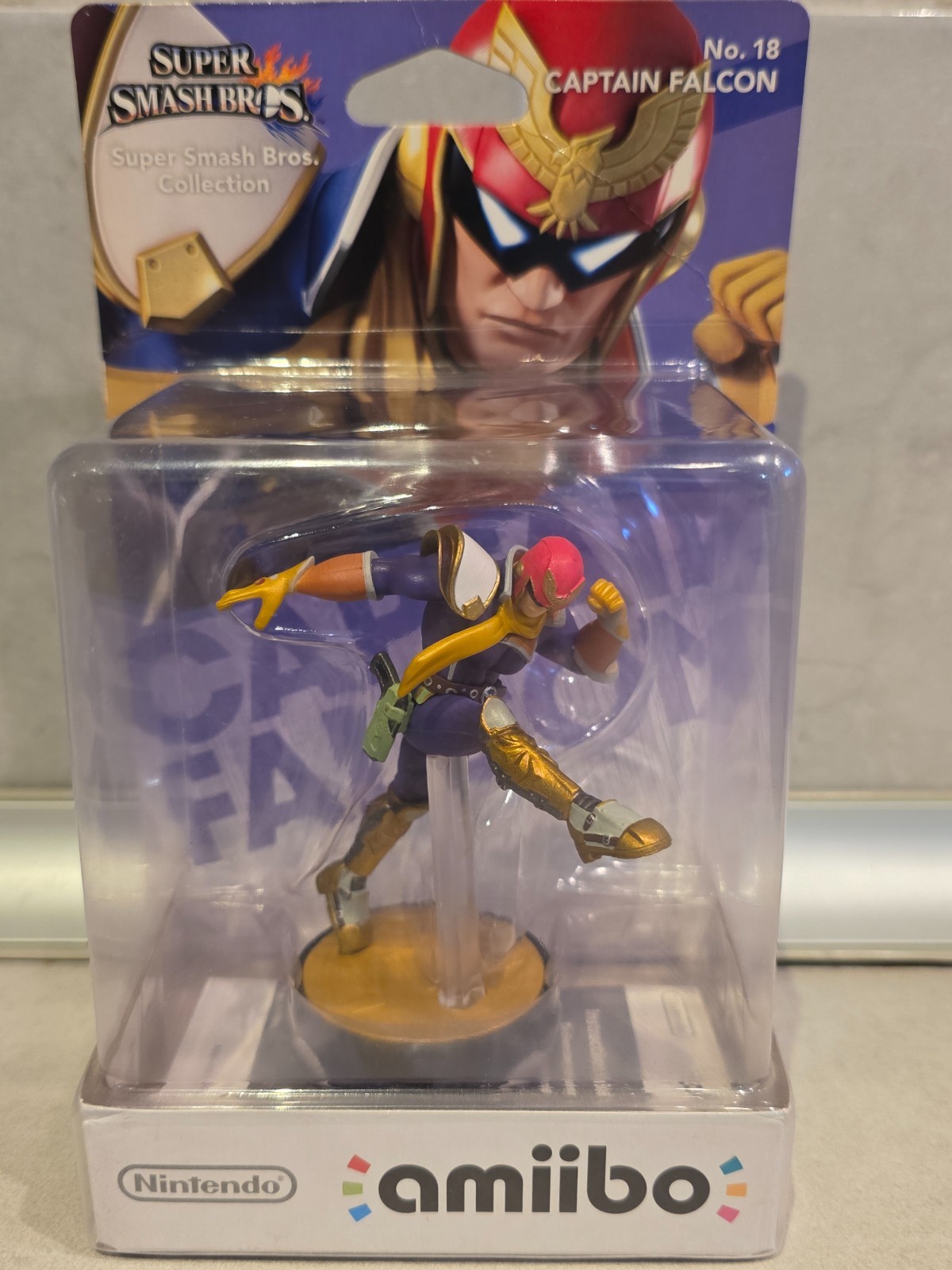 Amiibo Captain Falcon Super Smash Bros N°18 Figurine Neuve Nintendo Switch et Wii U