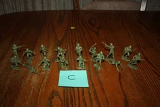 Marx Army Battleground 16-Piece Lot of Vintage American Soldiers Tank C - MPC