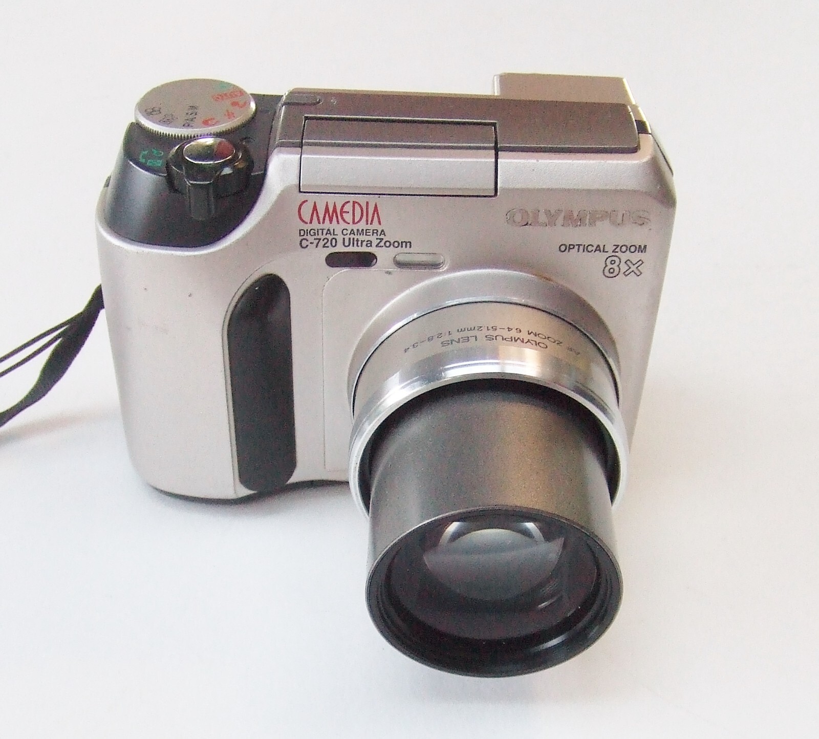 OLYMPUS CAMEDIA C-720 ULTRA ZOOM 3.0 MP COMPACT DIGITAL CAMERA