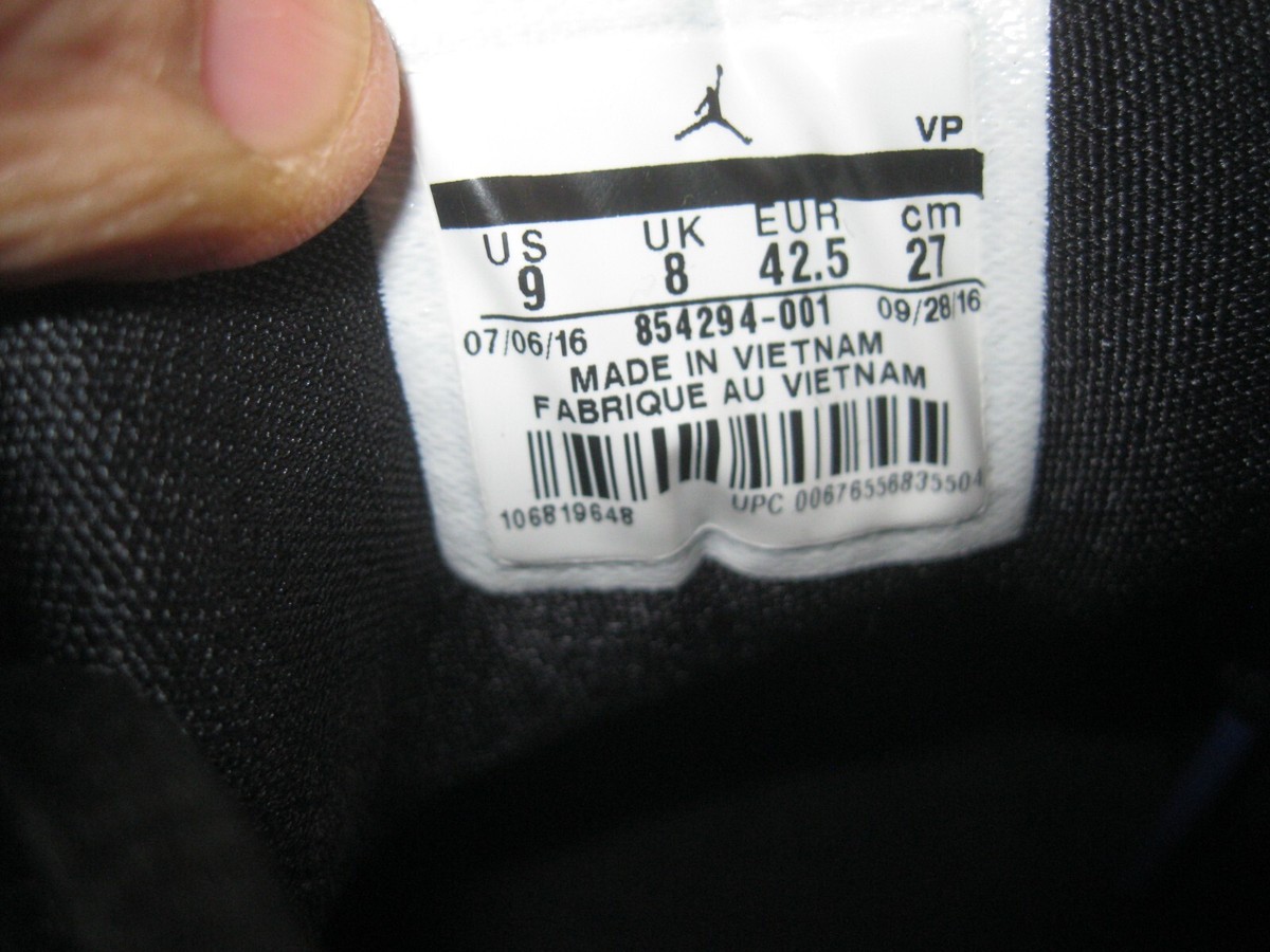 854294 001 Air Jordan CP3.X 'SPACE JAM' Size 9-9.5 (half 854294 001 Air Jordan CP3.X 'SPACE JAM' Size 9-9.5 (half