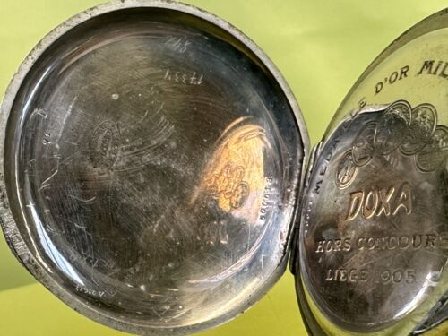 antiguo reloj de bolsillo grande Doxa Medaille D'Or Milan 1905 Horse Concours Ø 7 cm - Imagen 8 de 10