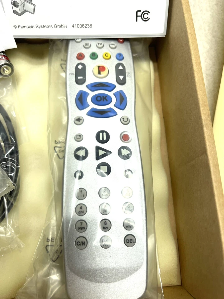 Pinnacle PCTV Pro USB TV On Your PC 2006 With Remote Software - Image 3 of 4