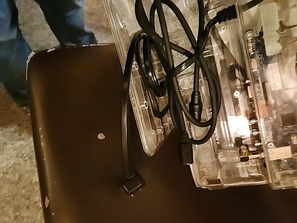 RCA Clear Prison Jail Inmate TV J13SE821 13 Inch - No remote - TESTED, WORKING - Image 4 of 4