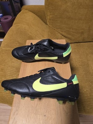 NEU Nike Premier III FG Größe 44 Fußballschuhe HM0265-008 TOP