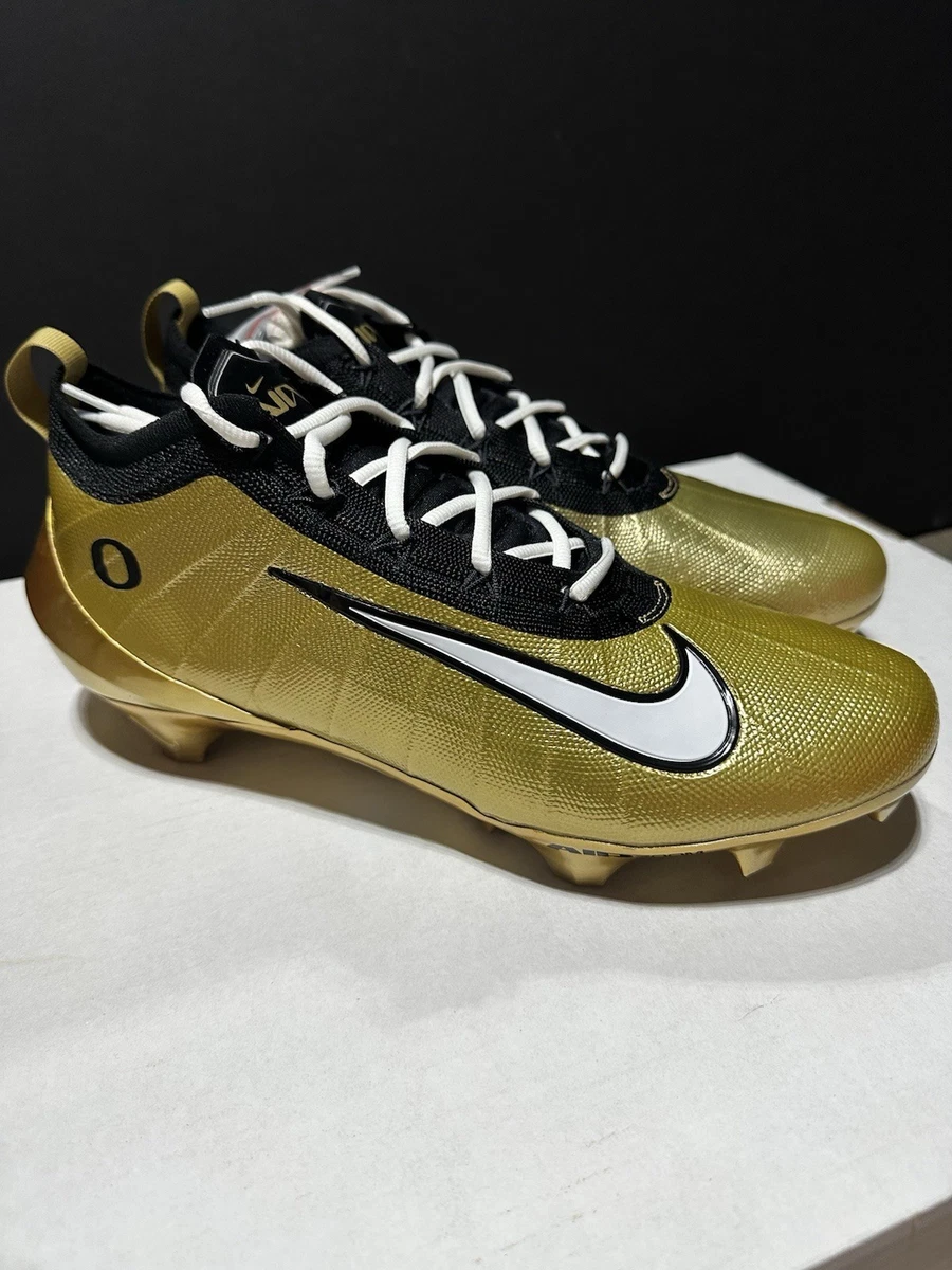 Nike 11.5 US Gold Football Shoes & Cleats for Men for sale  display picture 3