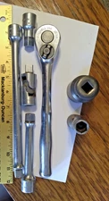 CORNWELL SR50 1/2" RATCHET + EXTENSIONS (2"-5"-10") & UNIVERSAL & 2 SOCKETS USA