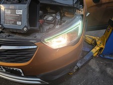 2018 VAUXHALL CROSSLAND X ELITE 4570A 1.2 PETROL FRONT LEFT HEADLIGHT REF8783