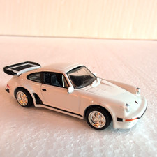 Hot Wheels Collectibles Black Box Porsche 930 Turbo White Limited Edition 1998