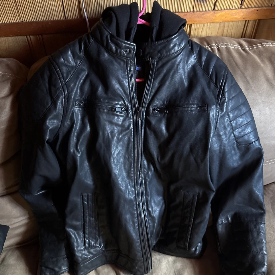 Новые женские черный стильный из натуральной кожи толстовка с капюшоном дамы куртка - отсоединить капюшон - Изображение 4 из 4