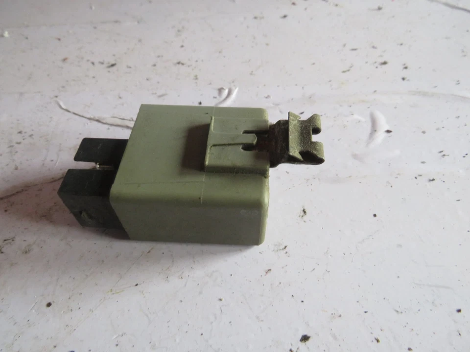 Relé de arranque 94 VOLVO 960 3544322 Foto 3 de 4