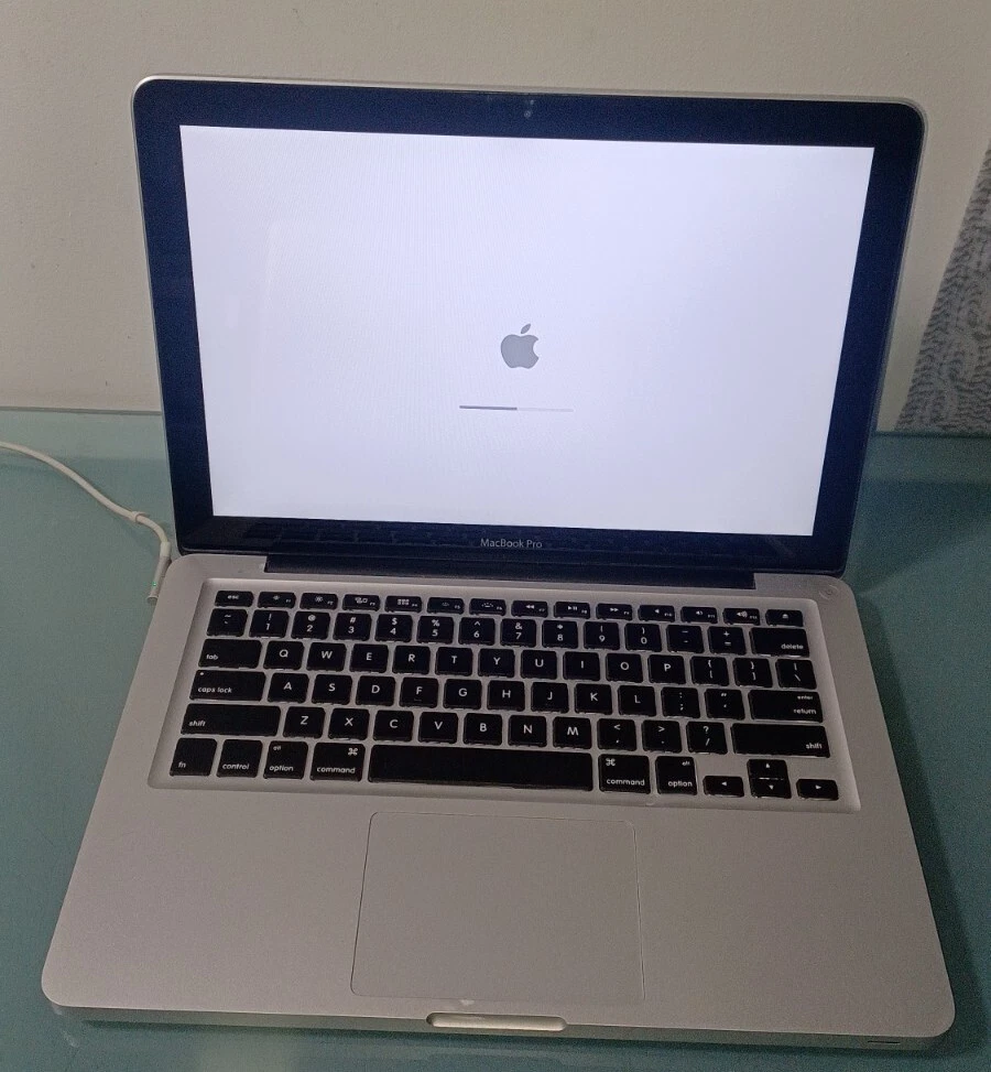 Macbook store 4gb ram