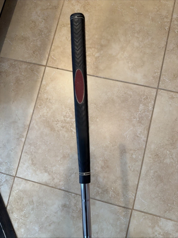 Acuity DN2 Milled Face Offset RH 34" Putter Steel Shaft Good Grip - Image 4 of 4