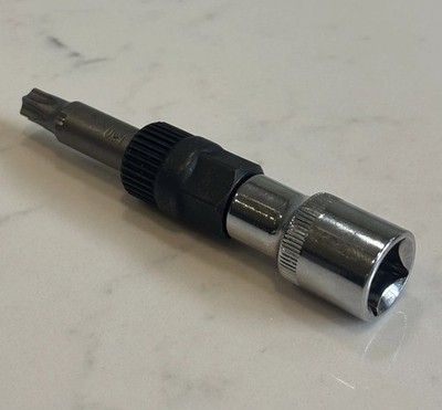   Kombinierte Lichtmaschine Kupplung Werkzeug 33 Zähne Spline & T50 Torx Star 6 Punkt