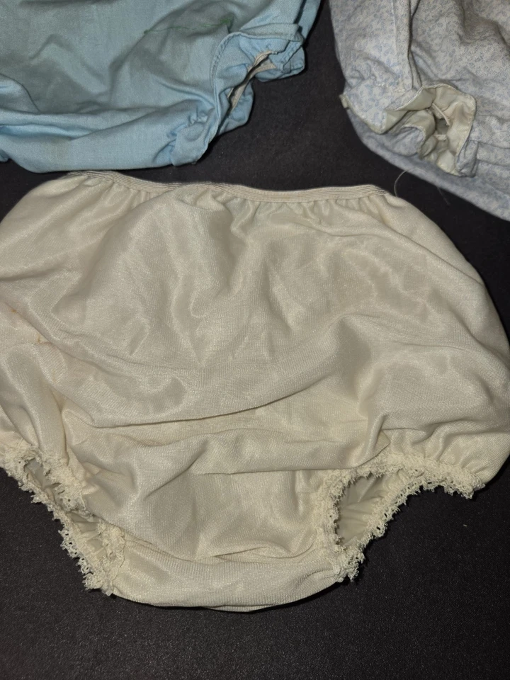 LOTE de 3 cubiertas de pañales Bloomers forradas de plástico vintage años 60 talla 0-6 meses  Foto 2 de 4