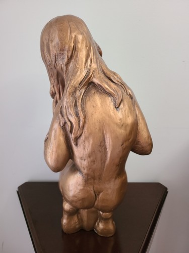 Mujer desnuda arrodillada. Estatua MCM #725 1961 Estatua Universal Chicago 22 Bronceada - Imagen 4 de 7