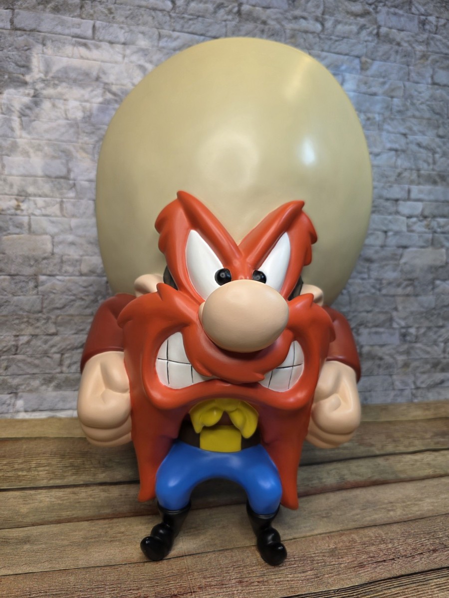 Warner Brothers Yosemite Sam Looney Tunes 18 Cast Resin Statue