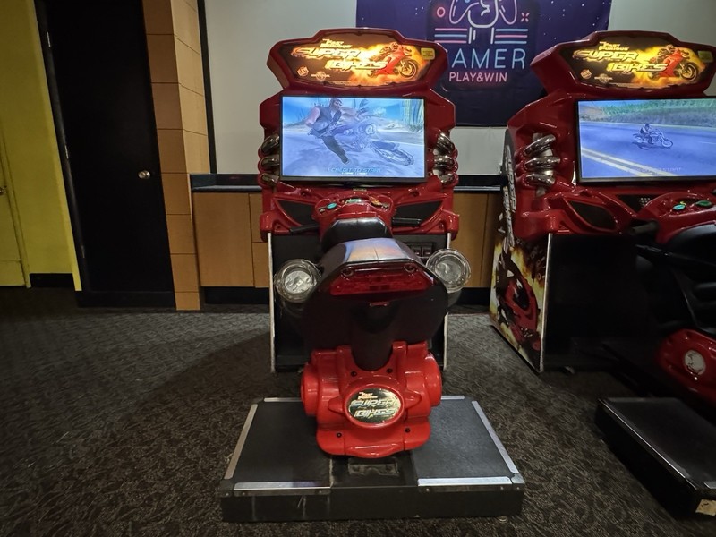 TWO (2) Raw Thrills Super Bikes Arcade Machine 32” LED! Works 100%! NO RESERVE