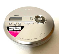   Beautiful  Sony Walkman D-NE241 Portable CD Player Silver Tested  Working OK