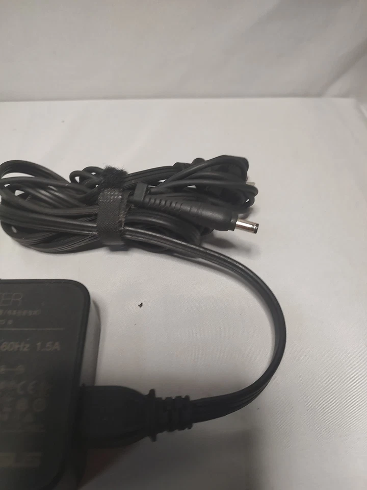 Cargador de computadora portátil ASUS genuino adaptador de corriente alterna ADP-90YD B 90W 4,5 mm punta pin central Foto 2 de 3