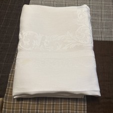 Vtg 86L x56W White Linen Table Cloth Paisley Feather Design Preowned Nice