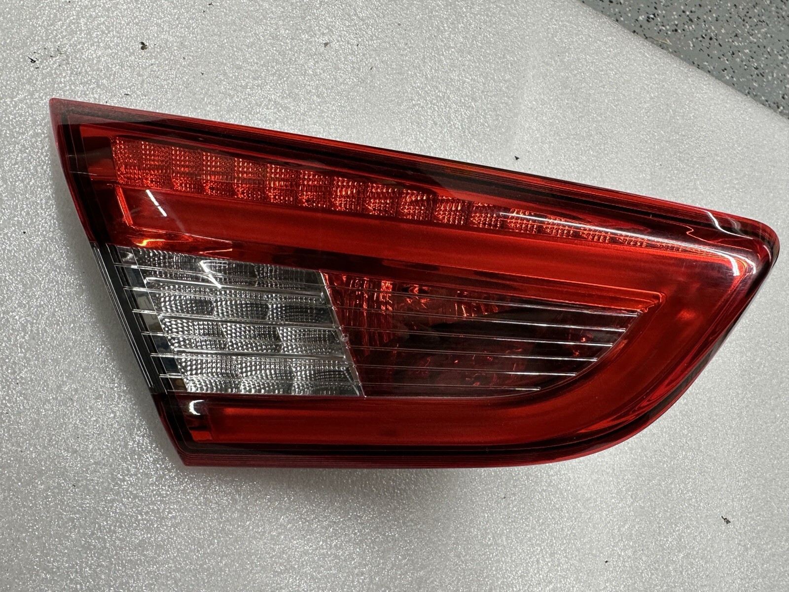Maserati Ghibli Left Driver Inner Tail Lamp Assembly 
