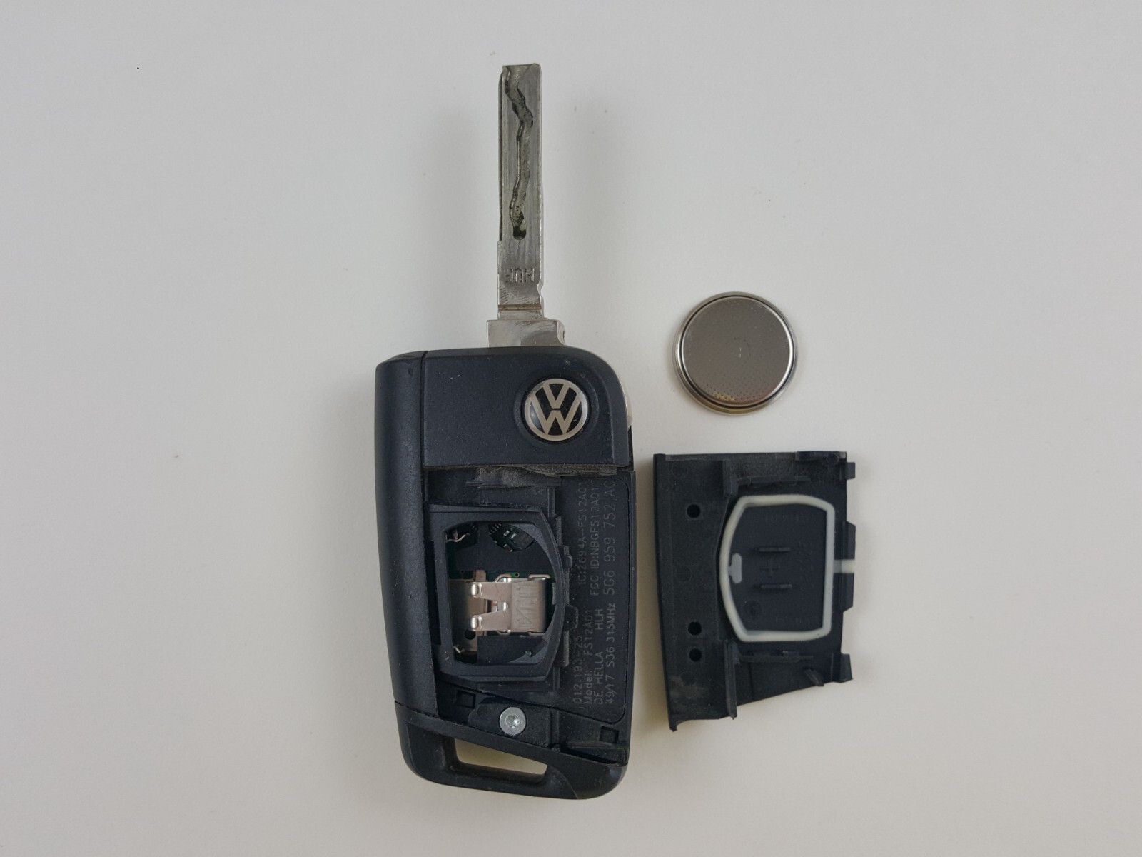 FOR PARTS ONLY ORIGINAL VOLKSWAGEN VW 15-21 OEM FLIP KEY LESS ENTRY REMOTE FOB