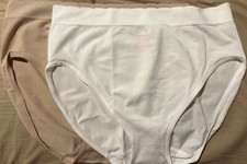 Breezies Set of 2 Seamless Hi-Cut Briefs with Trim Basic Missing Black Large