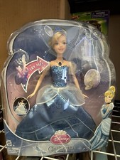 Disney Princess Swirling Lights Up Cinderella Doll Blue Dress NEW IN BOX
