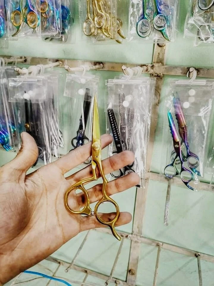 Barbar Scissors Stainless Steel 10PCS Kit Multi Color Special Offer - Image 4 of 4