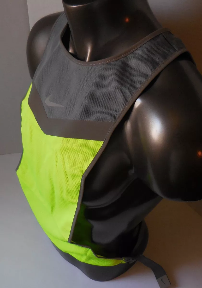 Nike vivid strike run 2025 vest