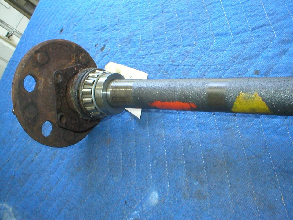 1985-89 Nine 9 pernos trasero Borg Warner frenos de tambor cojinete de eje lateral del conductor LH Foto 2 de 4