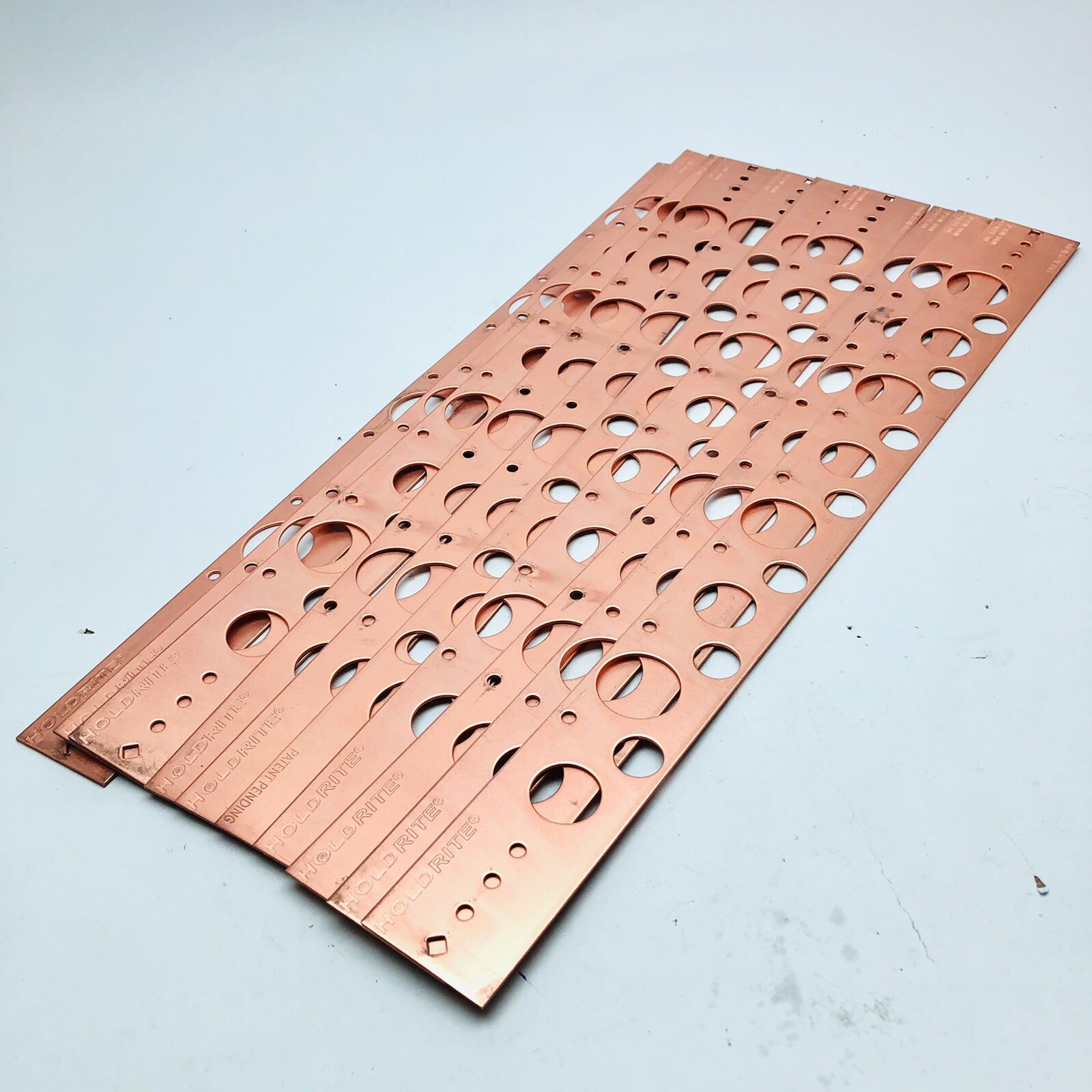 LOT OF 10 HOLD RITE 107-18 COPPER STEEL BRACKET 1-3/4" LENGHT 19"