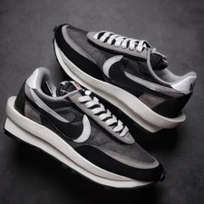 Men’s Running Shoes sacai x Nike LDWaffle 'Black'-White Grey📣