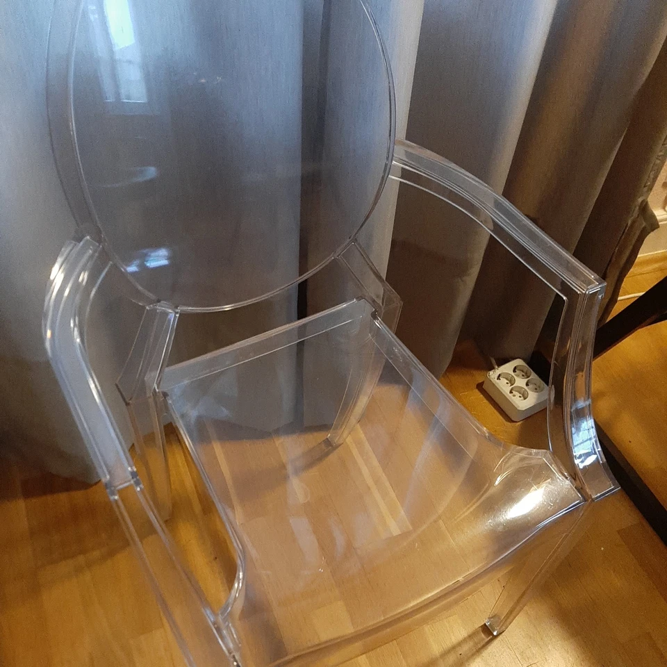 Kartell Louis Ghost Chair – Philippe Starck Designstuhl – Transparent - Bild 4 von 4