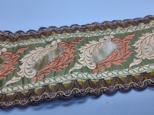 Vtg Corona Decor Co Tapestry Wall Hanging W/DBL Brass Bell Pull #57035 12” X 5” - Picture 10 of 10