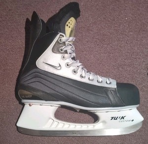 RARE Nike Zoom Air Quest V8  Ice Hockey Skates-Size 8D...