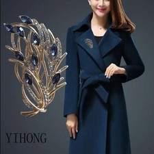 Elegant Rhinestone Brooch Pin for Women Coat Scarf Dress Corsage Jewelry Gift
