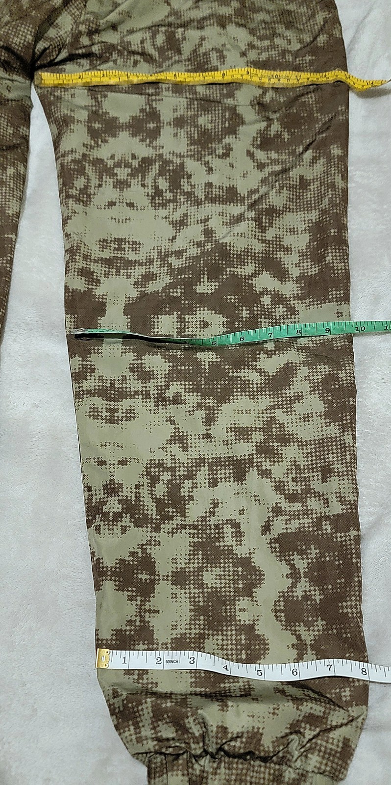 Large Trapstar Hyperdrive Digital Camo Track Bott… - image 2