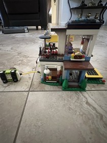 LEGO CREATOR: Modular Modern Home (31068)