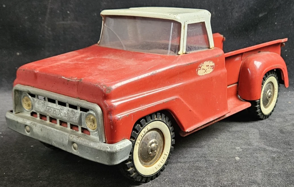 Tonka トラック ミニカー レッド ホワイト VINTAGE 1965 TONKA RED & WHITE PRESSED STEEL STEP-SIDE PICKUP