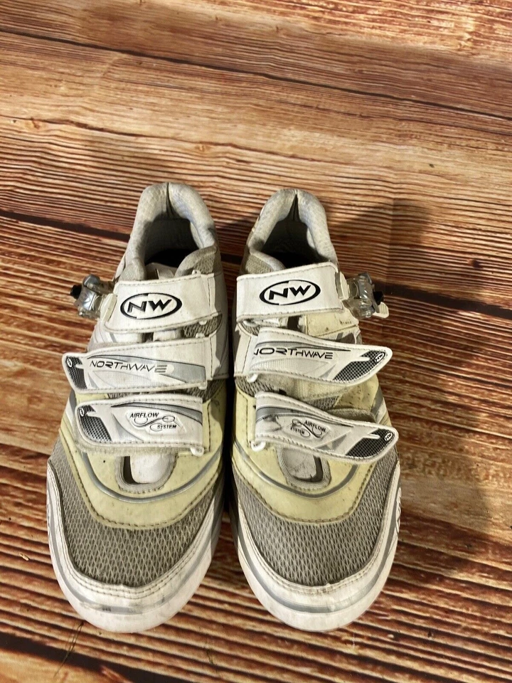 NORTHWAVE Road Cycling Shoes 3 Bolts Size EU44 US11 Mondo 280 cs888 - Image 3 of 4